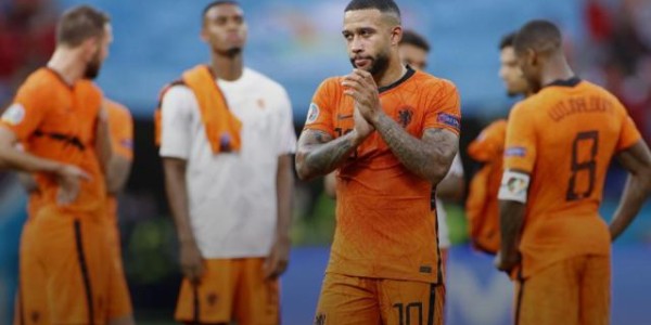 澳门真人百家乐登录入口-欧洲杯再负捷克 没学乖的荷兰出局可不只因为红牌