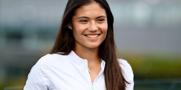 网坛最严父母？拉杜透露被严格管控私生活，甚至不能和女性朋友玩