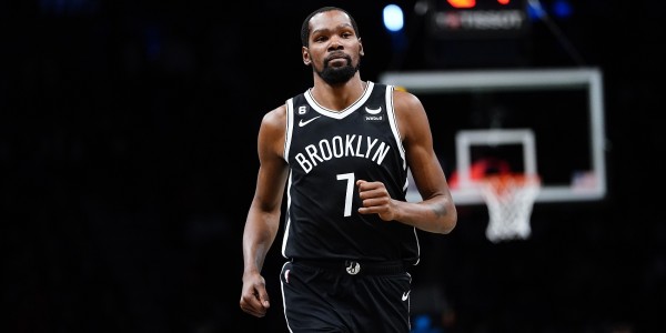 猜猜看🤔火箭媒体发问：杜兰特在火箭穿7号还是35号呢？