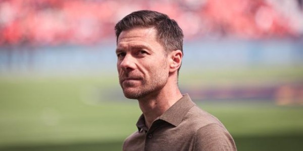 澳门真人百家乐官网-皇马通知阿隆索今夏接手，索拉里带队打世俱杯？