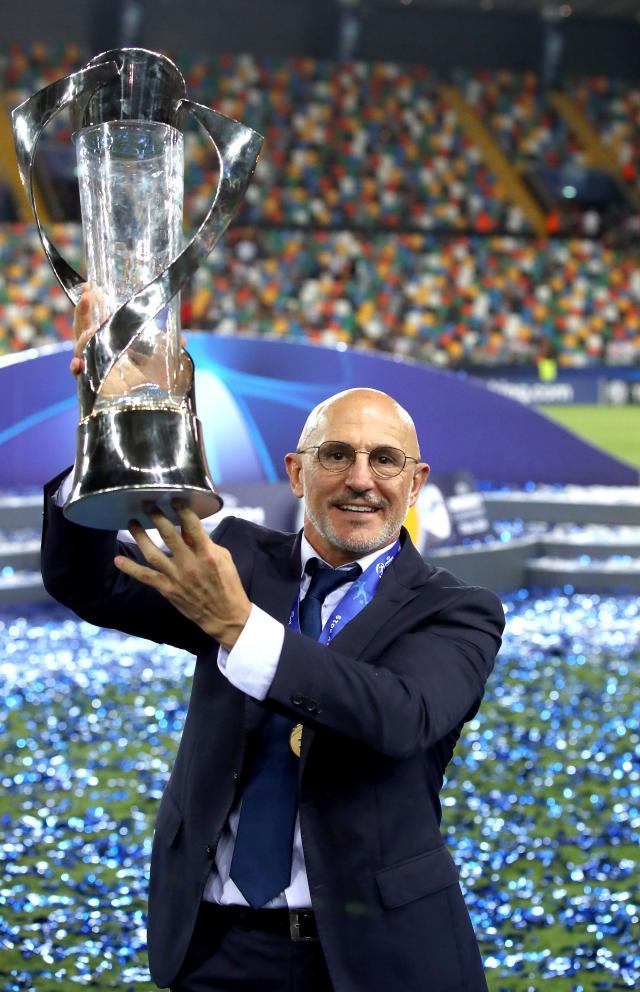 1670509868051066201.jpg FjdJ-FMXgAAlBa3.jpg